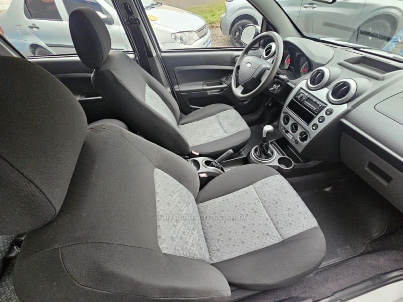 FIESTA 1.0 MPI CLASS 8V FLEX 4P MANUAL - 2014 - CAMPO BOM
