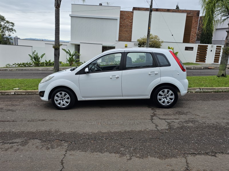 FIESTA 1.0 MPI CLASS 8V FLEX 4P MANUAL - 2014 - CAMPO BOM