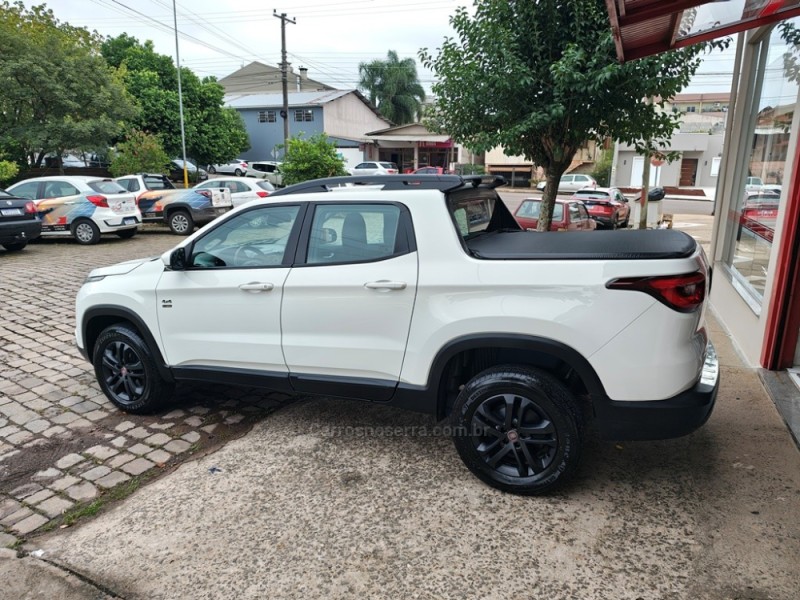 TORO 2.0 16V TURBO FREEDOM 4X4 DIESEL 4P MANUAL - 2017 - GUAPORé