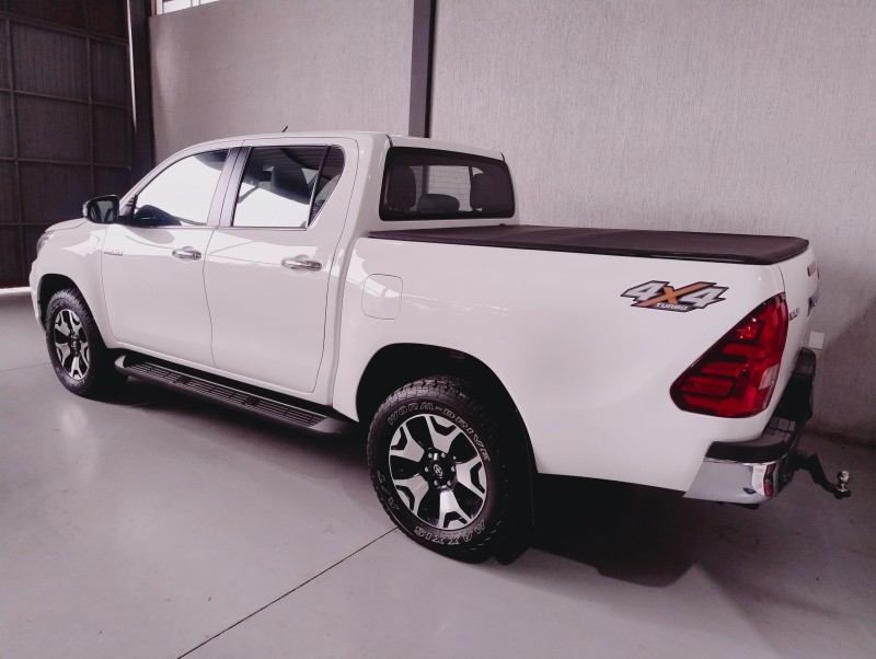 HILUX 2.8 SRX 4X4 CD 16V DIESEL 4P AUTOMÁTICO - 2019 - SãO SEBASTIãO DO CAí