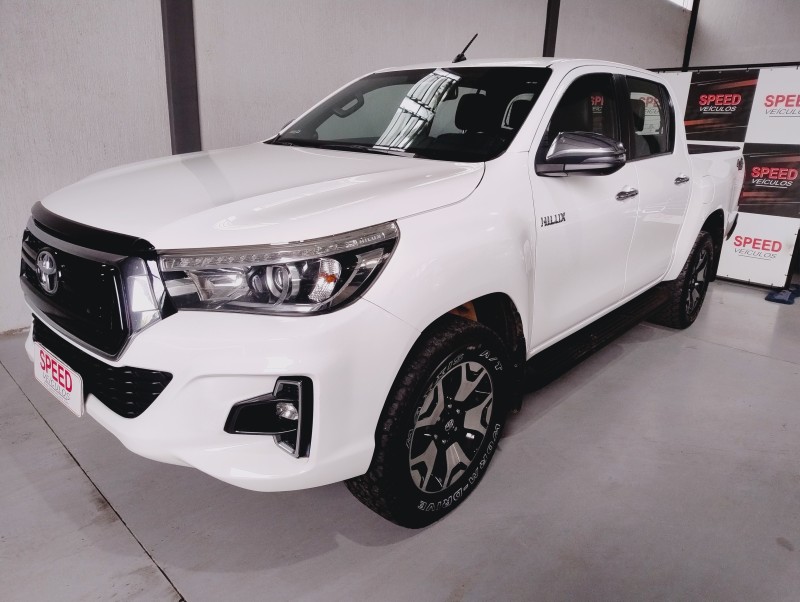 HILUX 2.8 SRX 4X4 CD 16V DIESEL 4P AUTOMÁTICO - 2019 - SãO SEBASTIãO DO CAí