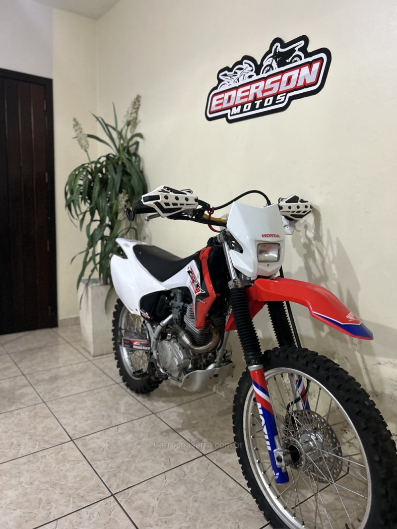 CRF 230F  - 2015 - CAXIAS DO SUL