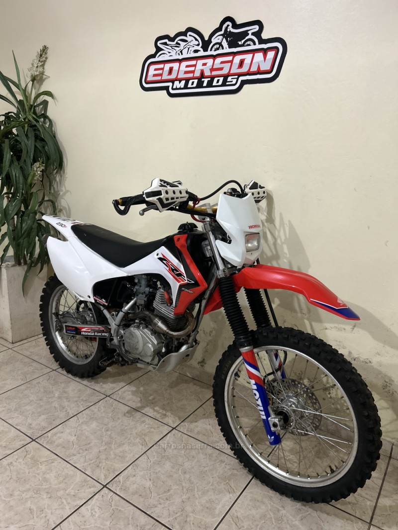 CRF 230F  - 2015 - CAXIAS DO SUL