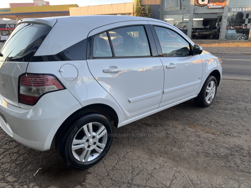 AGILE 1.4 MPFI LTZ 8V FLEX 4P MANUAL - 2011 - VACARIA