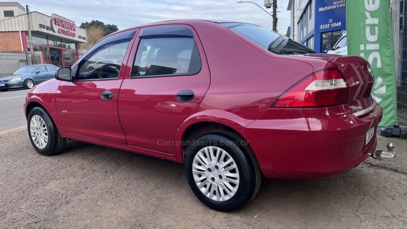 PRISMA 1.0 MPFI JOY 8V FLEX 4P MANUAL - 2010 - VACARIA