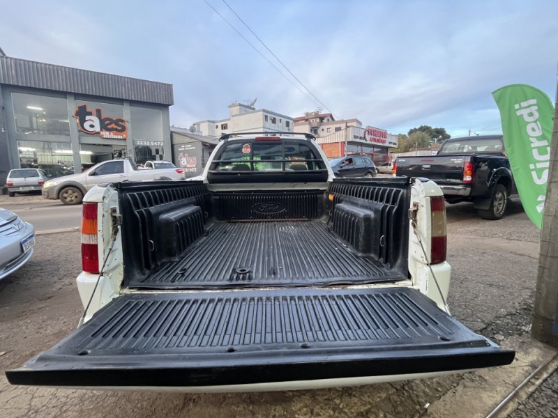 COURIER 1.6 MPI L 8V GASOLINA 2P MANUAL - 2002 - VACARIA