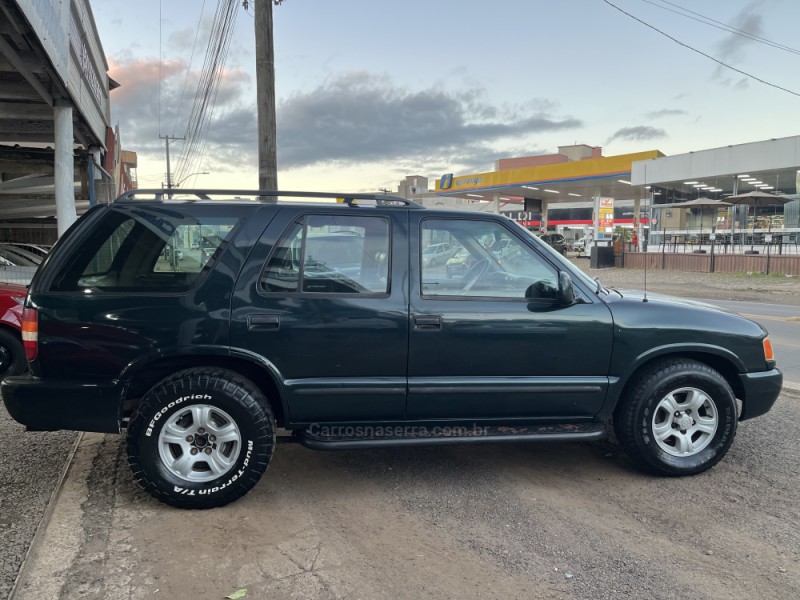BLAZER 4.3 SFI DLX 4X2 V6 12V GASOLINA 4P AUTOMÁTICO - 1997 - VACARIA