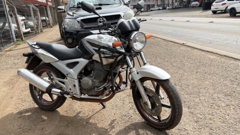 cbx 250 twister 2007 vacaria