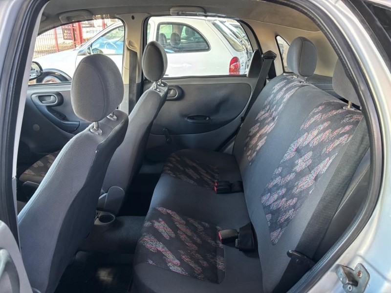 CORSA 1.0 MPFI 8V GASOLINA 4P MANUAL - 2004 - CAXIAS DO SUL