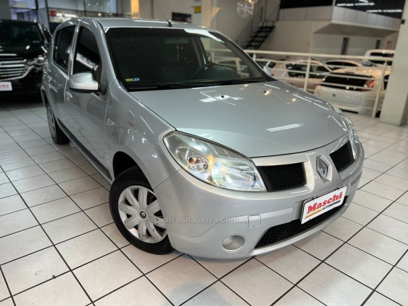 SANDERO 1.0 EXPRESSION 16V FLEX 4P MANUAL - 2011 - CAXIAS DO SUL