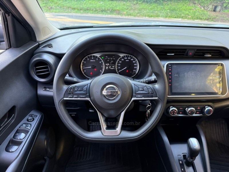 KICKS 1.6 ACTIVE 16V FLEX 4P AUTOMÁTICO - 2022 - DOIS IRMãOS