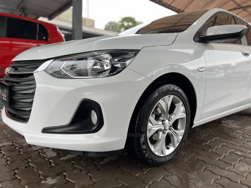ONIX 1.0	LTZ PLUS 8V TURBO FLEX 4P AUTOMÁTICO - 2024 - BOM PRINCíPIO