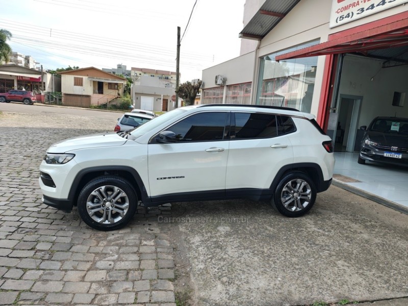 COMPASS 1.3 LONGITUDE T270 16V TURBO 4X2 FLEX 4P AUTOMÁTICO