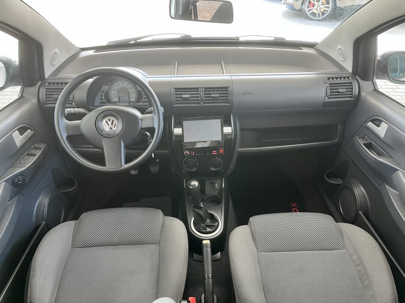 FOX 1.0 MI 8V FLEX 4P MANUAL - 2009 - CAXIAS DO SUL