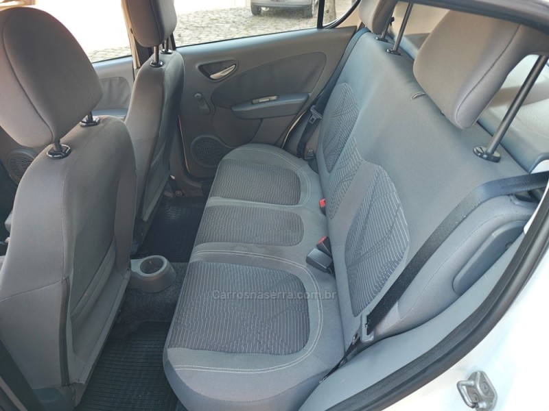 PALIO 1.0 MPI ATTRACTIVE 8V FLEX 4P MANUAL - 2014 - GUAPORé
