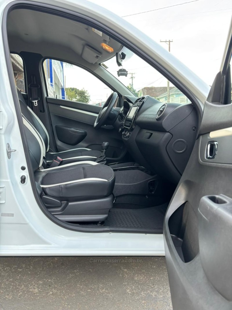 KWID 1.0 12V SCE FLEX INTENSE MANUAL - 2019 - SãO FRANCISCO DE PAULA