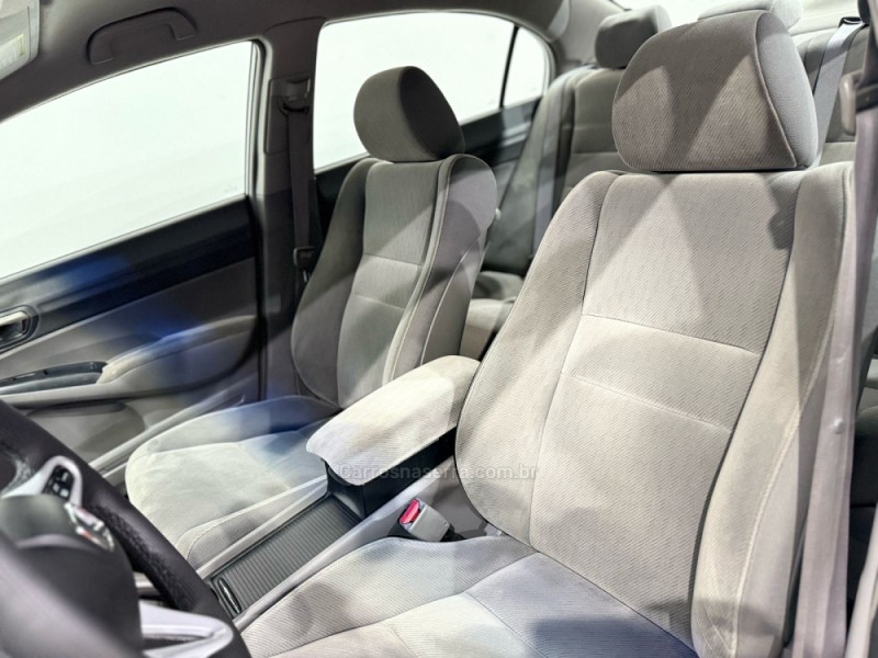 CIVIC 1.8 LXS 16V FLEX 4P MANUAL - 2009 - NOVO HAMBURGO