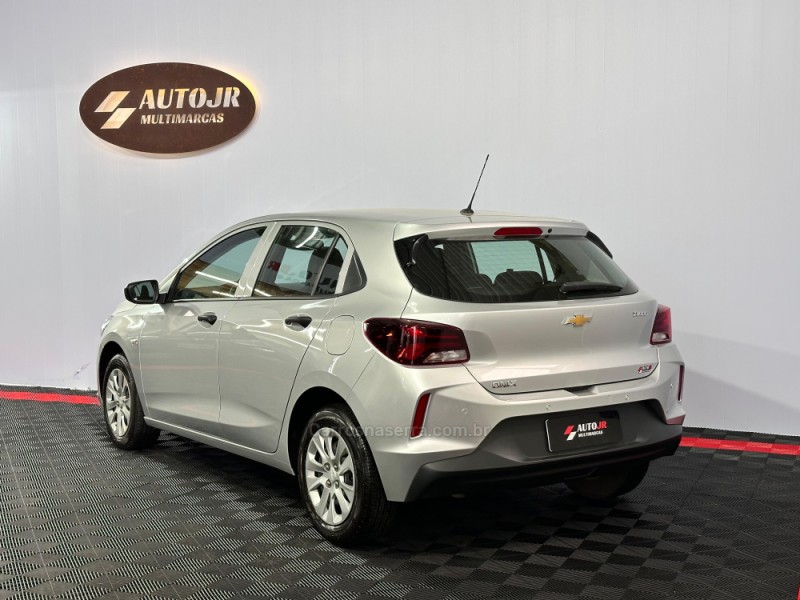 ONIX 1.0 HATCH TURBO 12V FLEX 4P AUTOMÁTICO - 2021 - VACARIA