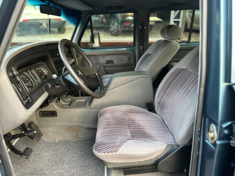 F-1000 3.9 SR XK DESERTER DIESEL MANUAL - 1991 - DOIS IRMãOS