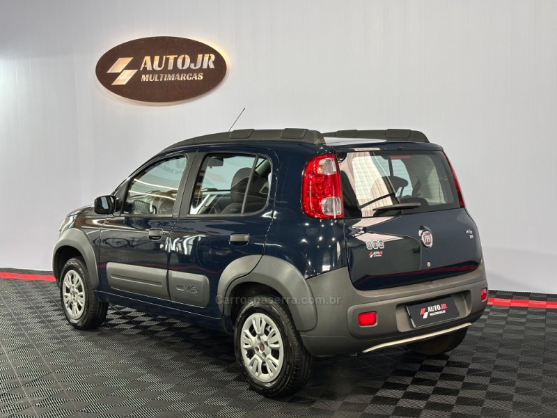 UNO 1.4 WAY 8V FLEX 4P MANUAL - 2011 - VACARIA
