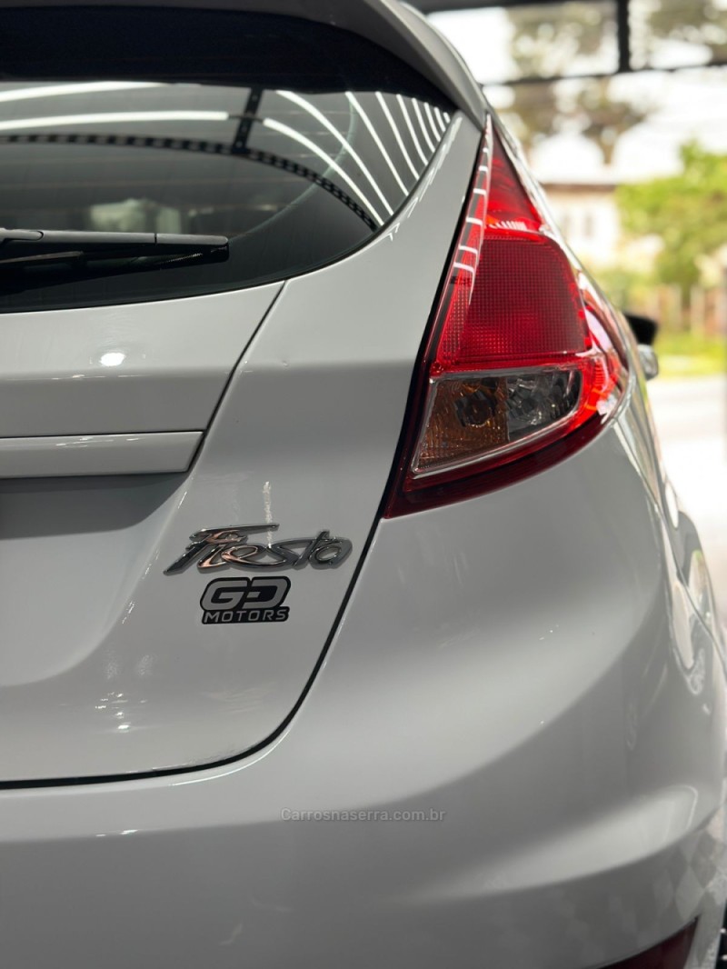 FIESTA 1.5 S HATCH 16V FLEX 4P MANUAL - 2014 - PASSO FUNDO