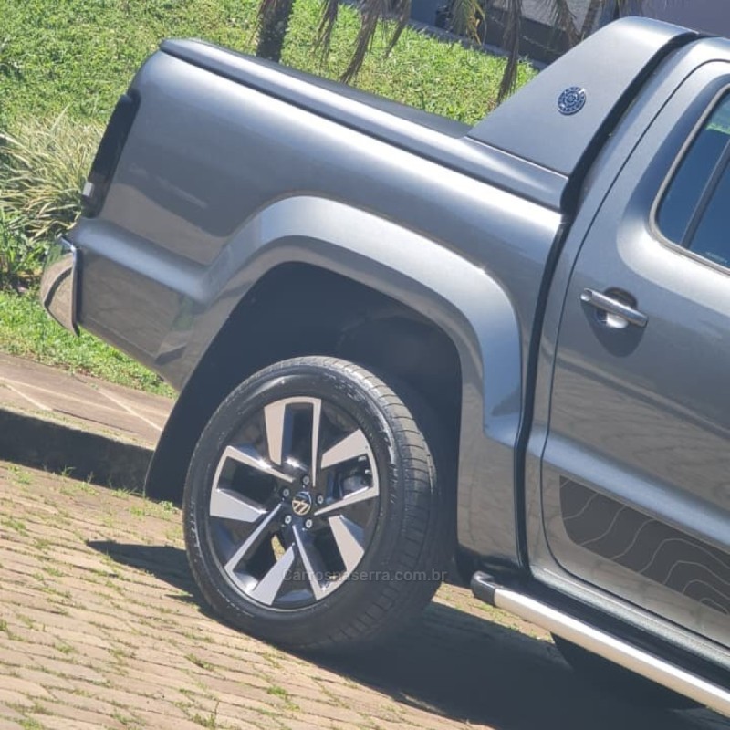 AMAROK 3.0 V6 EXTREME CD DIESEL 4X4 AT 4P AUTOMÁTICO - 2025 - LAGOA VERMELHA
