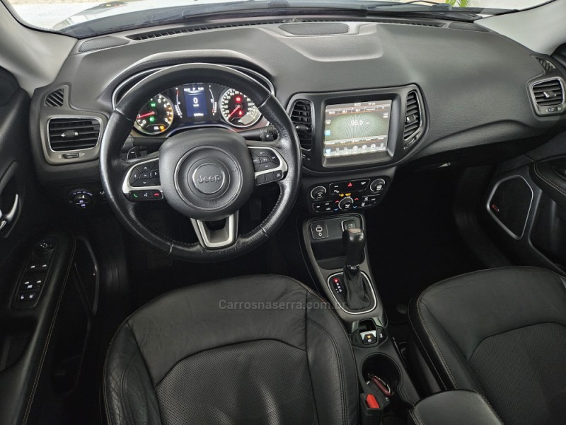 COMPASS 2.0 16V FLEX LONGITUDE AUTOMÁTICO - 2017 - TAPEJARA