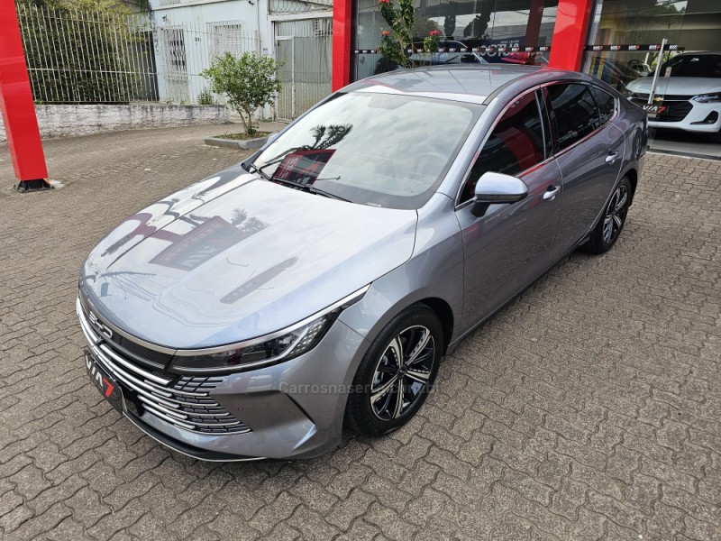 KING 1.5 DM-I PHEV GL 4P AUTOMÁTICO - 2025 - NOVO HAMBURGO