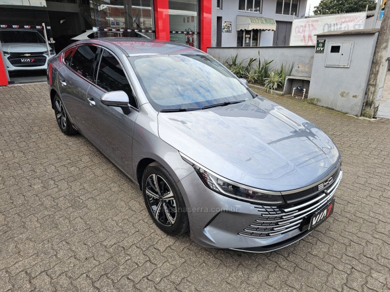 KING 1.5 DM-I PHEV GL 4P AUTOMÁTICO - 2025 - NOVO HAMBURGO