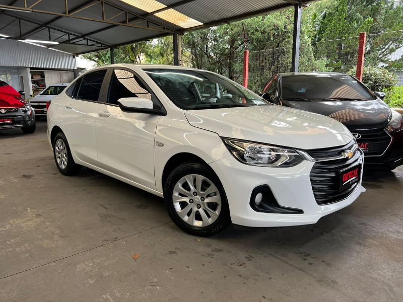 ONIX 1.0 SEDAN PLUS LT 12V FLEX 4P MANUAL - 2023 - CAXIAS DO SUL
