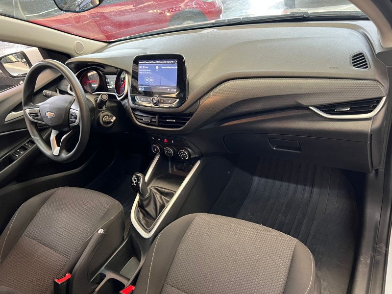 ONIX 1.0 SEDAN PLUS LT 12V FLEX 4P MANUAL - 2023 - CAXIAS DO SUL