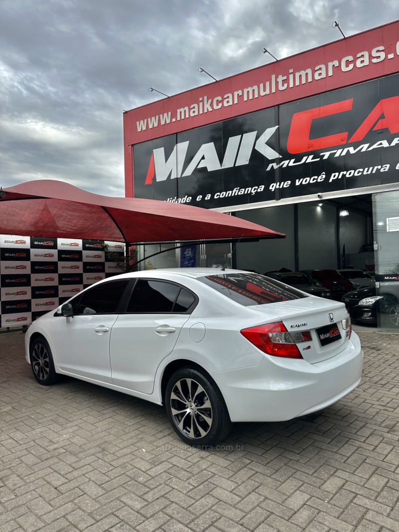 CIVIC 2.0 LXR 16V FLEX 4P AUTOMÁTICO - 2016 - ESTâNCIA VELHA