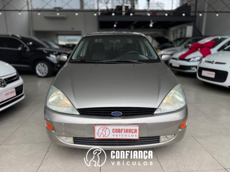 FOCUS 2.0 GHIA SEDAN 16V GASOLINA 4P AUTOMÁTICO - 2003 - BENTO GONçALVES