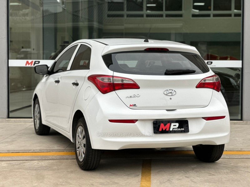 HB20 1.0 COMFORT 12V FLEX 4P MANUAL - 2016 - TUPANDI