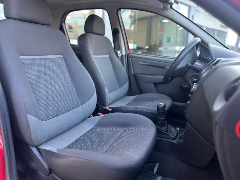 CELTA 1.0 MPFI LT 8V FLEX 4P MANUAL - 2015 - TUPANDI
