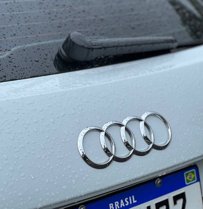 A1 1.4 TFSI SPORTBACK ATTRACTION 16V 122CV GASOLINA 4P S-TRONIC - 2013 - CANELA