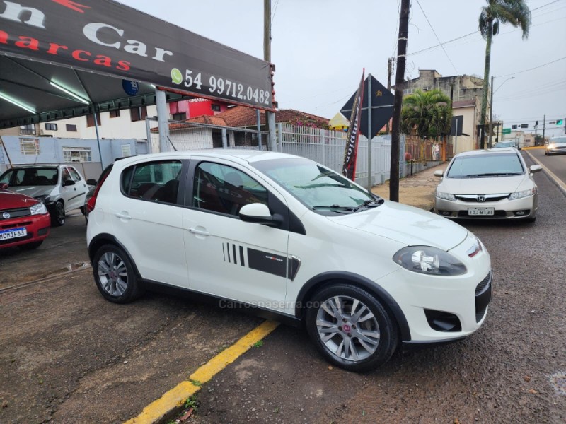 PALIO 1.6 MPI SPORTING 16V FLEX 4P MANUAL - 2014 - VACARIA