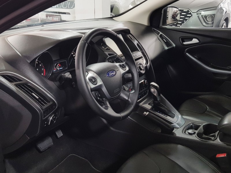 FOCUS 2.0 TITANIUM PLUS SEDAN 16V FLEX 4P AUTOMÁTICO - 2015 - CAXIAS DO SUL