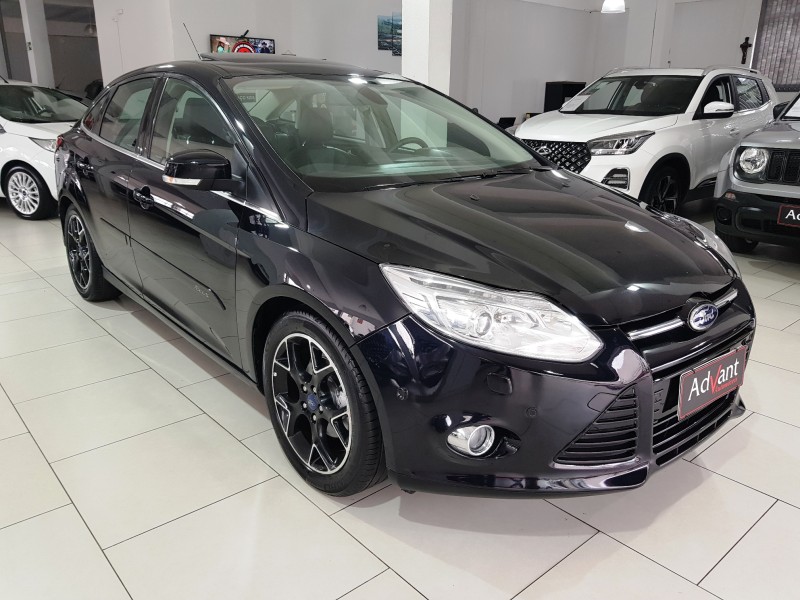 FOCUS 2.0 TITANIUM PLUS SEDAN 16V FLEX 4P AUTOMÁTICO - 2015 - CAXIAS DO SUL