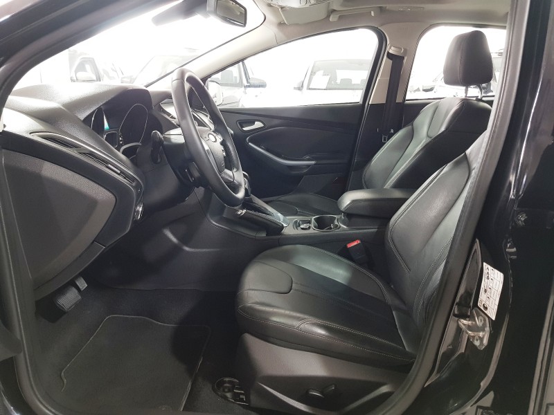 FOCUS 2.0 TITANIUM PLUS SEDAN 16V FLEX 4P AUTOMÁTICO - 2015 - CAXIAS DO SUL