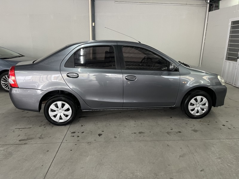 ETIOS 1.5 XS 16V FLEX 4P MANUAL - 2013 - CAXIAS DO SUL