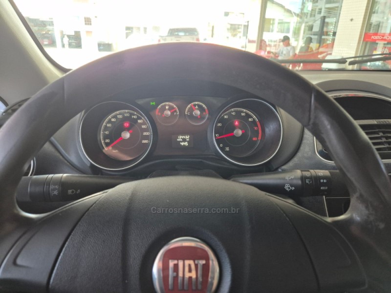 PUNTO 1.4 ATTRACTIVE 8V FLEX 4P MANUAL - 2013 - ANTôNIO PRADO