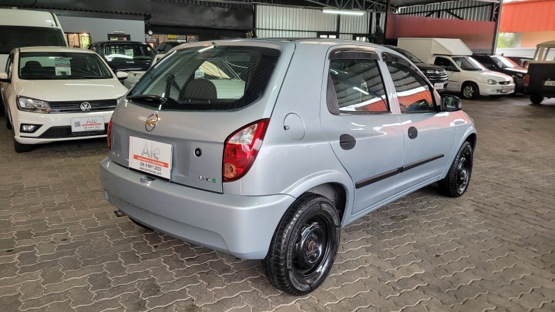 CELTA 1.0 MPFI SPIRIT 8V FLEX 4P MANUAL - 2010 - GARIBALDI