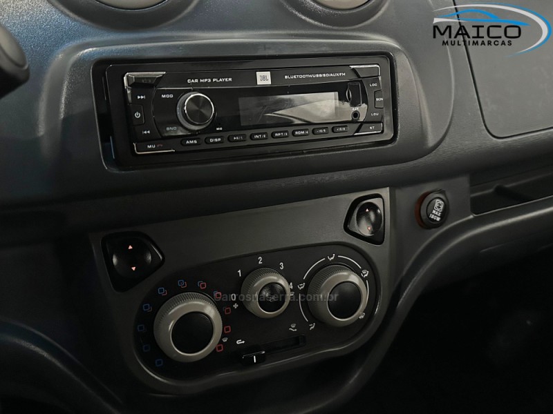 UNO 1.0 EVO VIVACE 8V FLEX 4P MANUAL - 2011 - NOVO HAMBURGO
