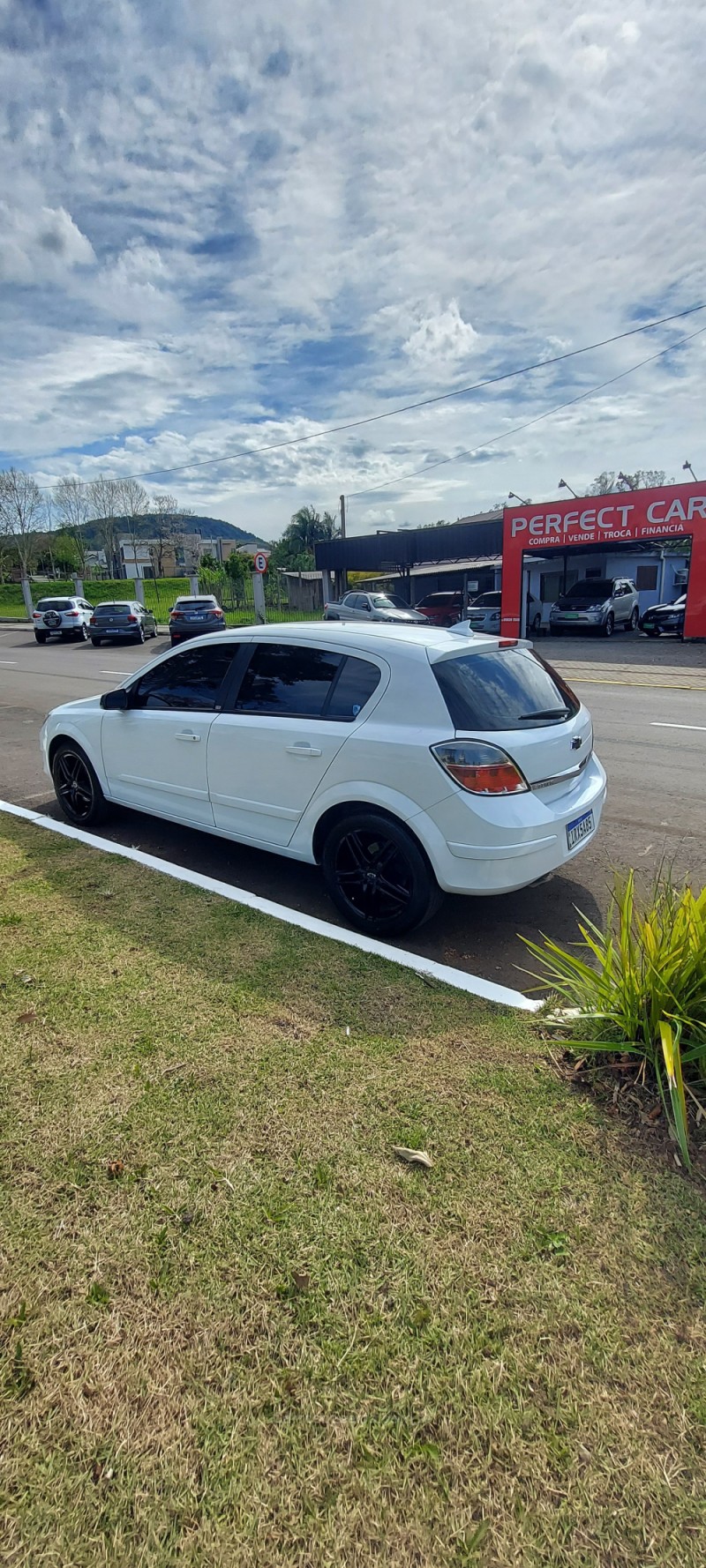 VECTRA 2.0 MPFI GT HATCH 8V FLEX 4P MANUAL - 2011 - BOM PRINCíPIO