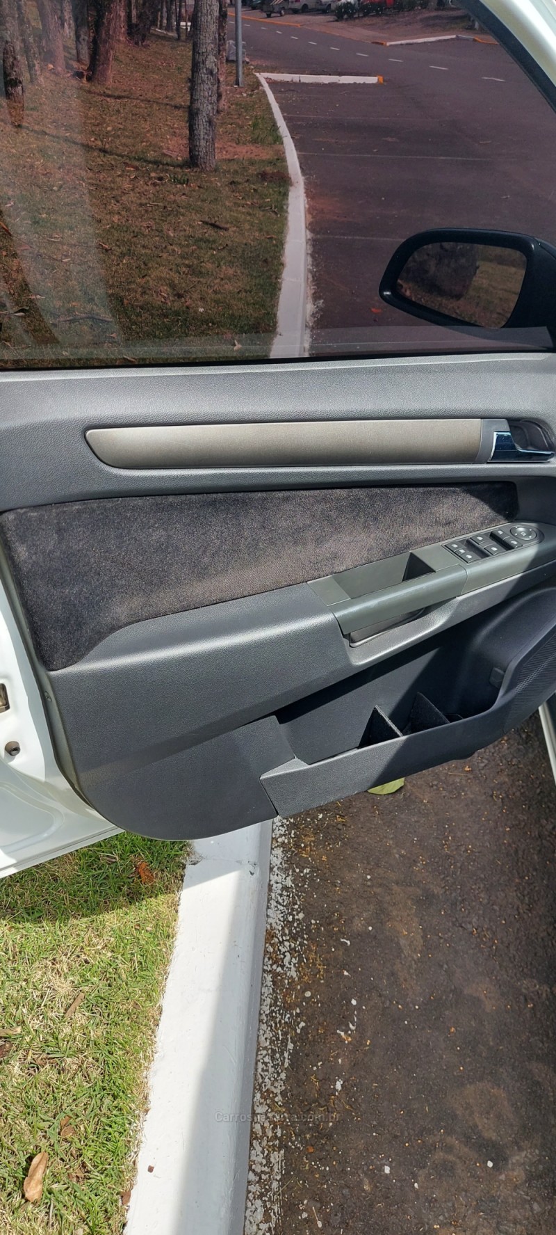 VECTRA 2.0 MPFI GT HATCH 8V FLEX 4P MANUAL - 2011 - BOM PRINCíPIO