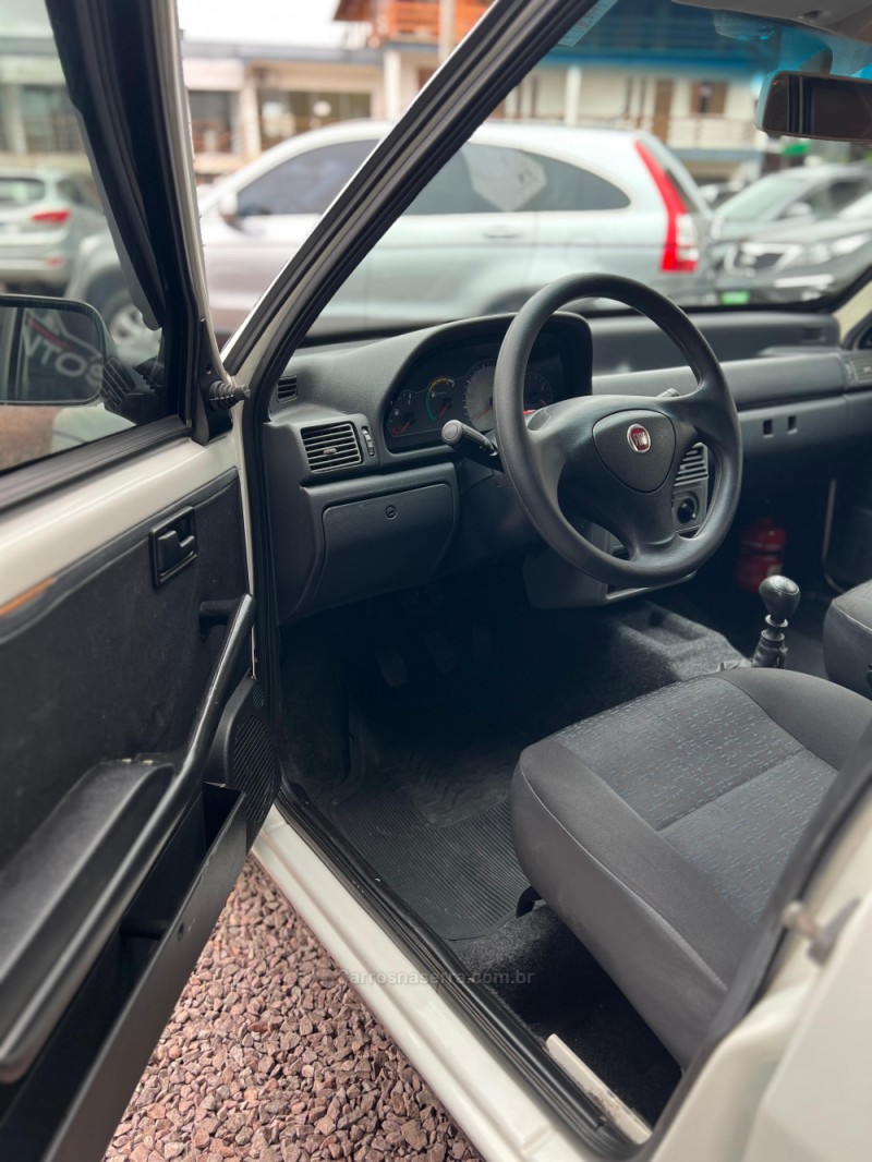 UNO 1.0 MPI MILLE WAY ECONOMY 8V FLEX 4P MANUAL - 2012 - LAJEADO