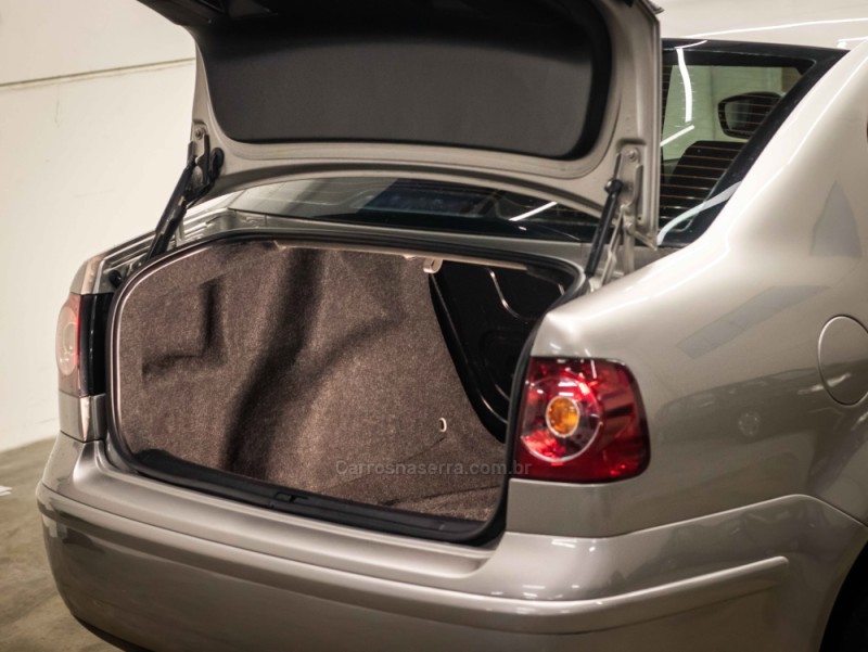 POLO 1.6 MI COMFORTLINE 8V FLEX 4P MANUAL - 2013 - CAXIAS DO SUL