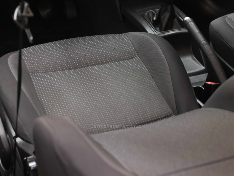 POLO 1.6 MI COMFORTLINE 8V FLEX 4P MANUAL - 2013 - CAXIAS DO SUL