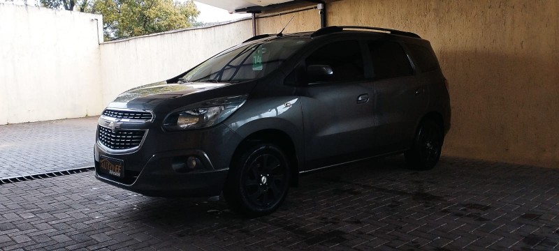 SPIN 1.8 LTZ 8V FLEX 4P MANUAL - 2014 - CANELA